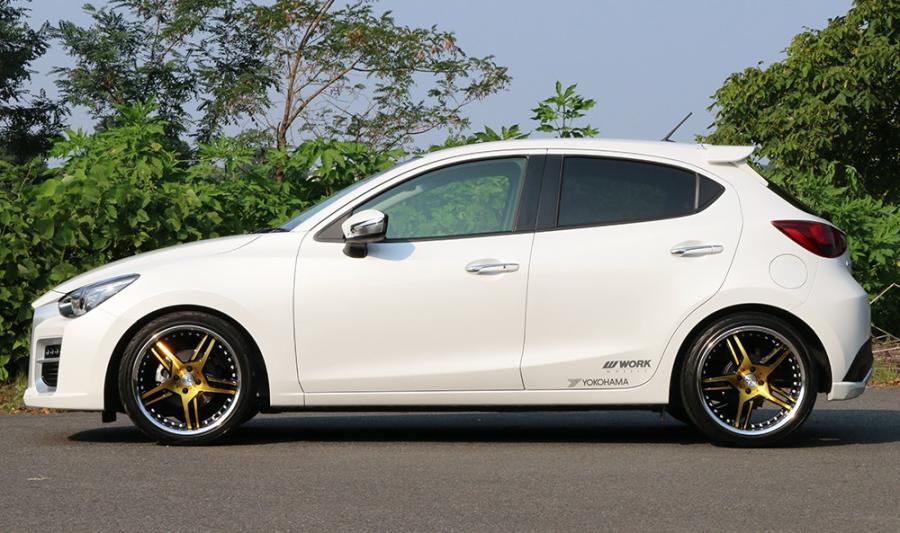  Mazda Demio by Kenstyle 2014 года  (фото 6 из 7)